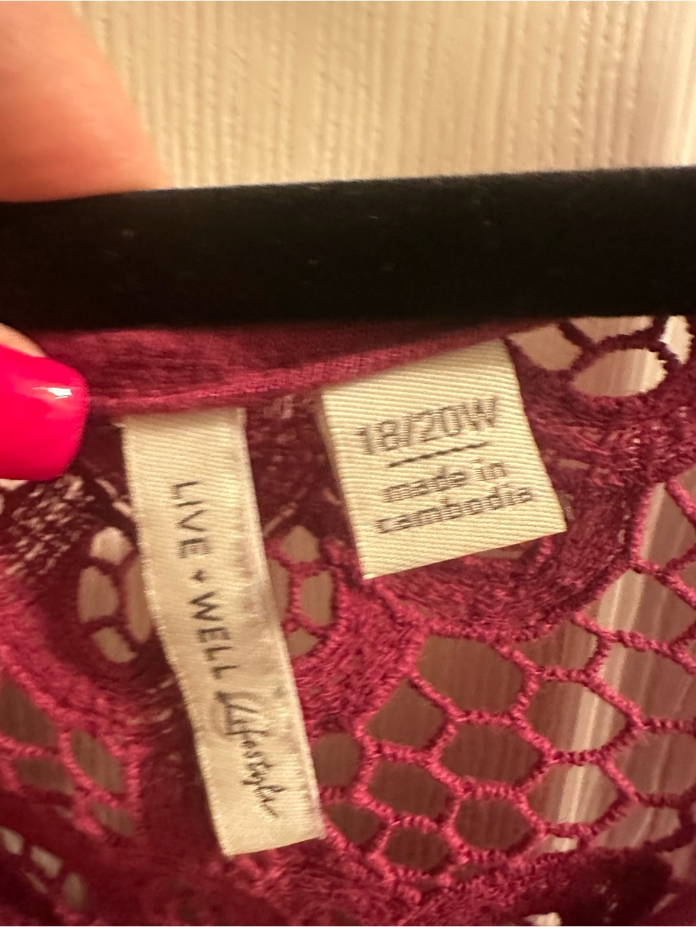V-Neck Lace-Back Sleeveless Tank Top - Raspberry - Picture 5 of 5